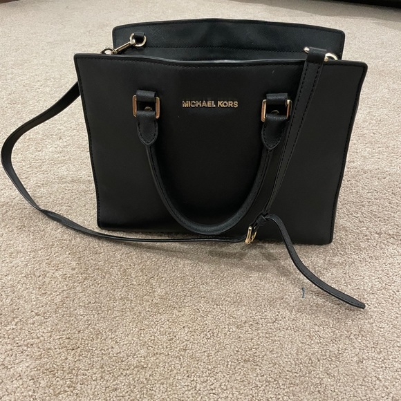 Michael Kors Selma Leather Saffiano Medium Satchel - Picture 3 of 7